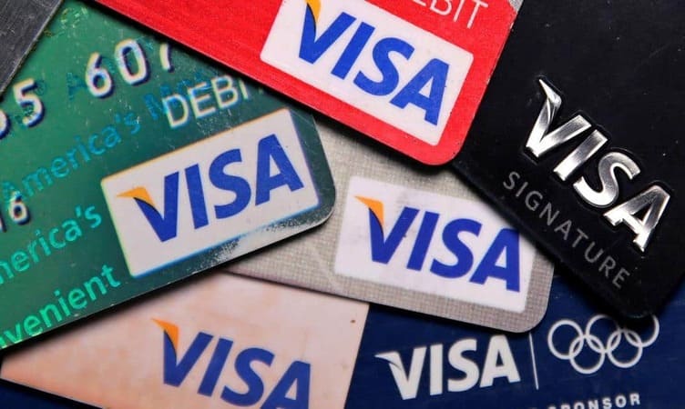 Visa anuncia aumento das taxas de seus cartões de crédito